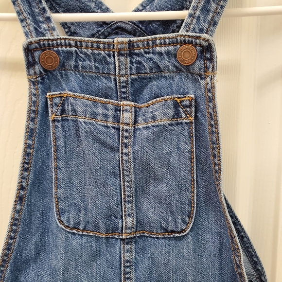 Gap denim distressed overall shorts size small - Picture 6 of 7